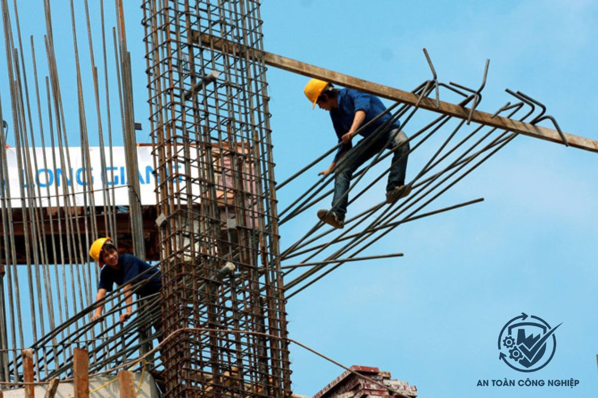 Huấn luyện an toàn lao động nhóm 3 dành cho lao động thuộc nhóm công việc có yêu cầu nghiêm ngặt